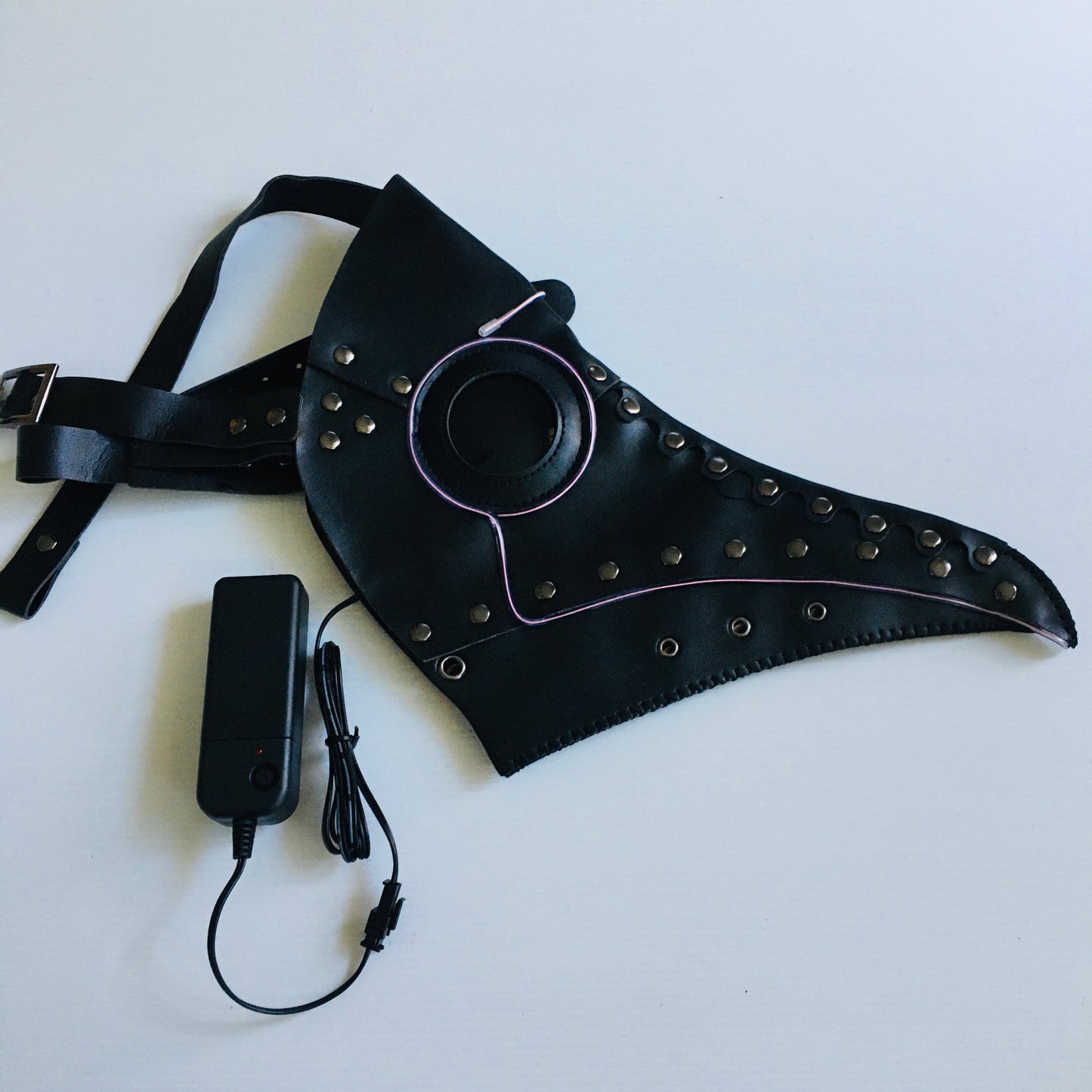 Plague Doctor face mask with eel light
